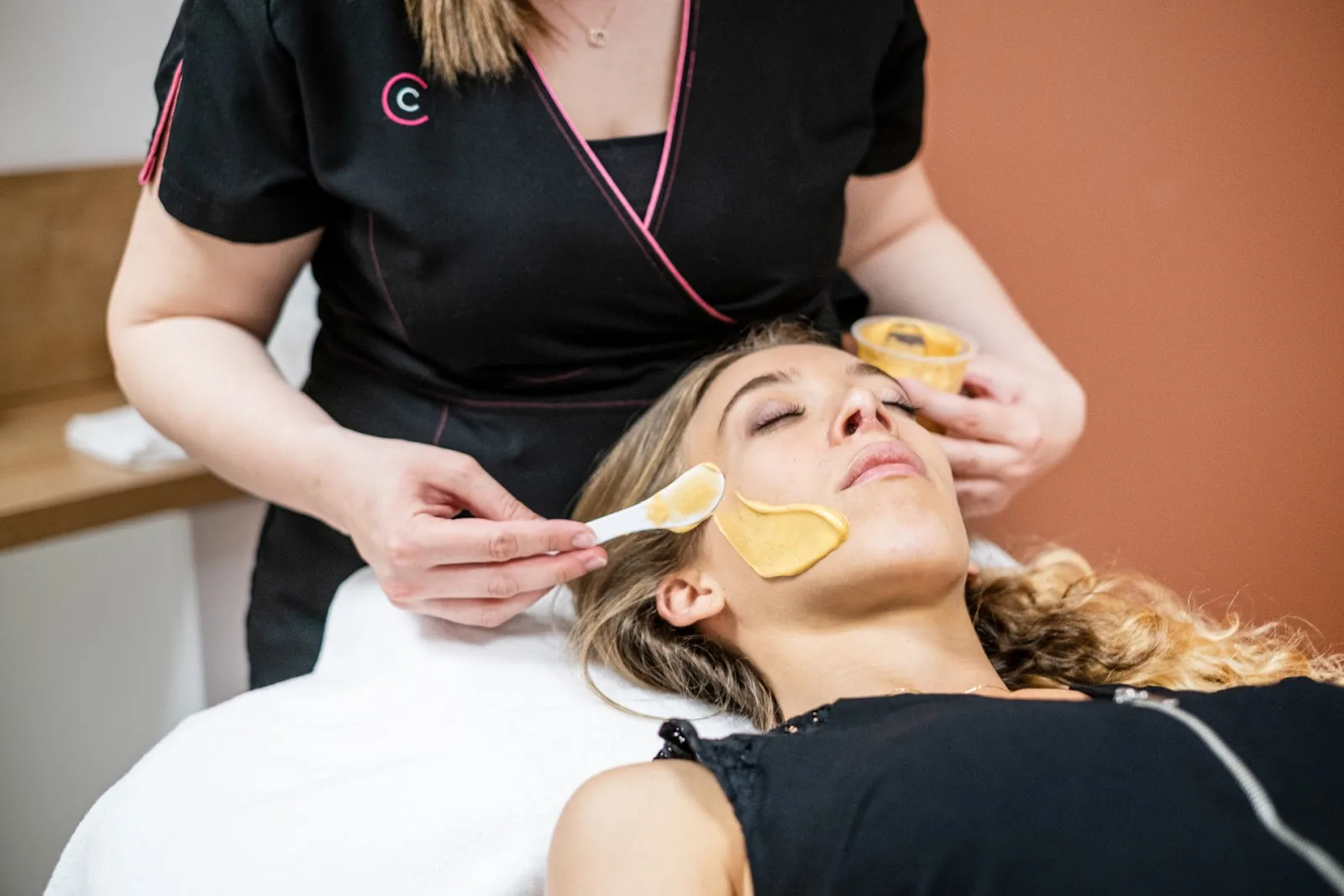 soin signature esthetic center